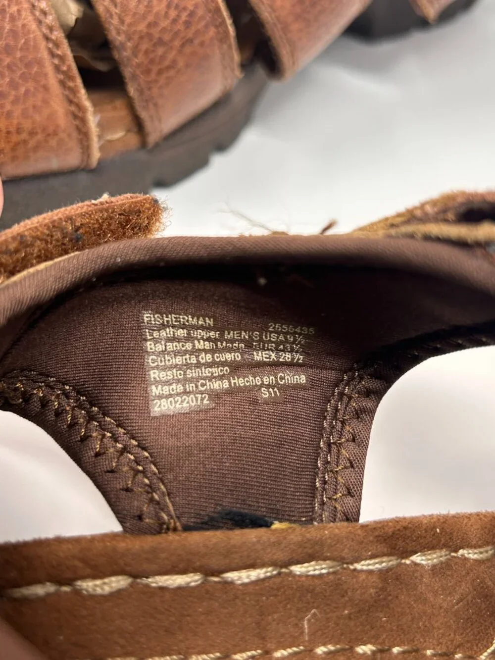 Earth Spirit Men's 9.5 Brown Leather Fisherman Sport Sandals Comfort Closed Toe